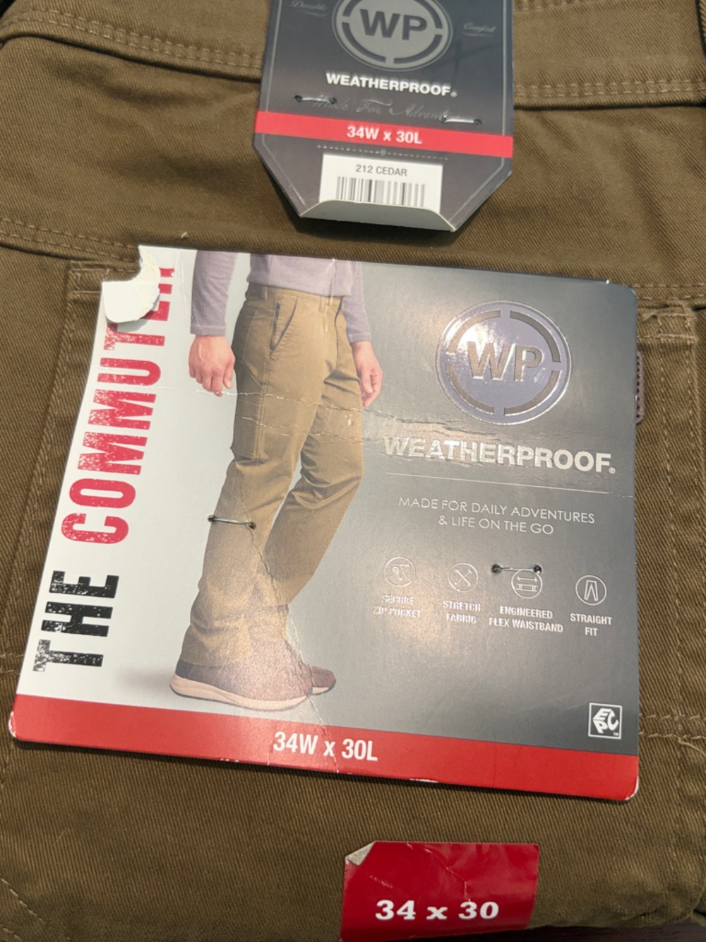 Weatherproof Men’s Cargo Pants in Cedar Brown